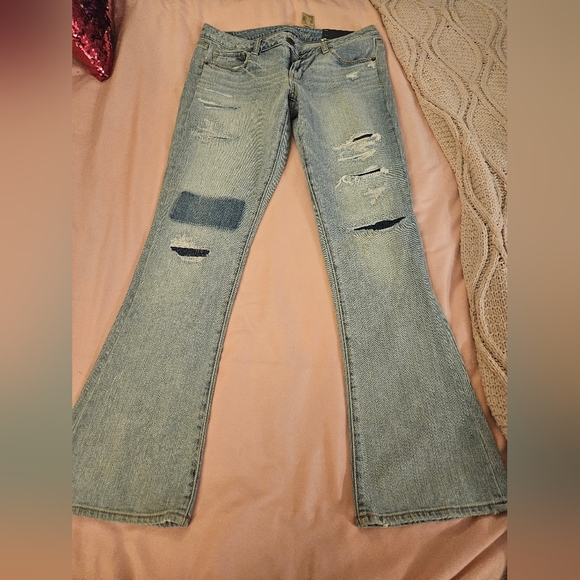 Denim - American Eagle Outfiters Women's Distressed Blue Jeans